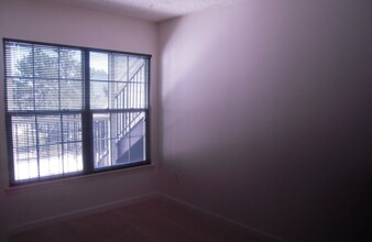 15691 Easthaven Ct in Bowie, MD - Foto de edificio - Building Photo