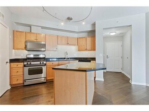 500 500 E Grant St in Minneapolis, MN - Building Photo - Building Photo