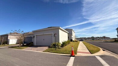 12572 Westhaven Oak Dr in Winter Garden, FL - Building Photo - Building Photo