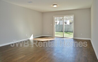 1293 Neva St in Jacksonville, FL - Foto de edificio - Building Photo
