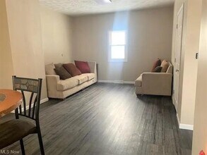 175 Russell Ave in Akron, OH - Building Photo - Building Photo