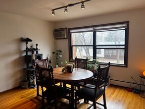 Lexington Court in Roseville, MN - Building Photo - Building Photo