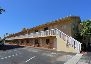 Wilton Village in Wilton Manors, FL - Foto de edificio - Building Photo