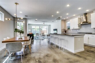 5321 Anita St in Dallas, TX - Building Photo - Building Photo