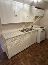 362 W Broadway in Red Lion, PA - Building Photo - Building Photo