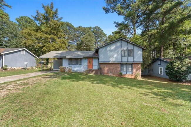 9076 Dorsey Rd in Riverdale, GA - Building Photo - Building Photo
