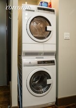 624 E 9th St in New York, NY - Building Photo - Building Photo