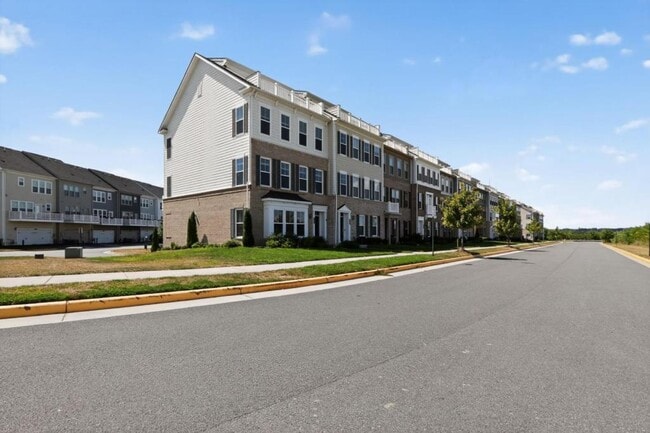 property at 17137 Branched Oak Rd