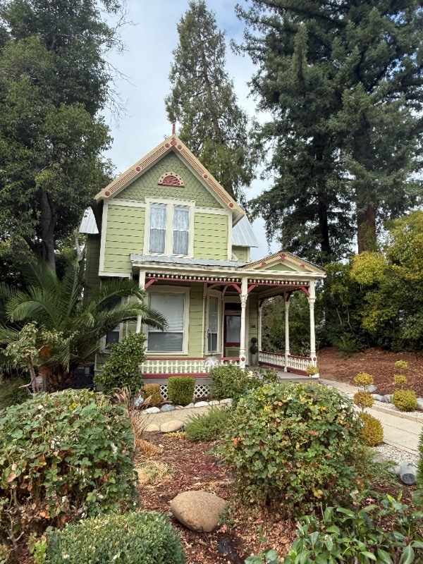 property at 172 Orange St