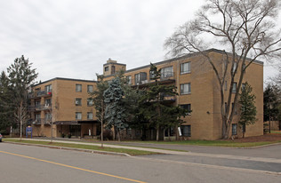 28-30 Upper Canada Dr Apartments