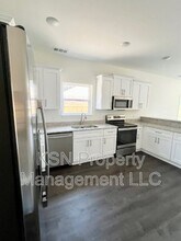 2204 Iowa St in Savannah, GA - Building Photo - Building Photo