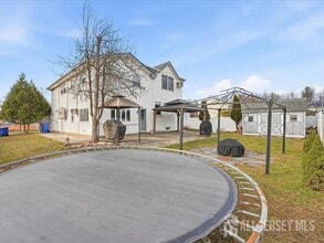 124 6th St in Middlesex, NJ - Building Photo - Building Photo