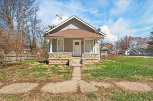 108 W Broad St in Spiceland, IN - Building Photo