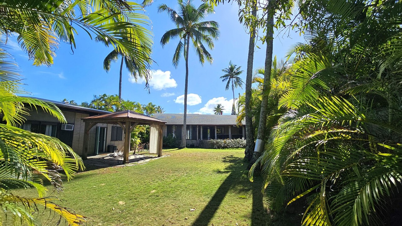 112 S Kalaheo Ave in Kailua, HI - Building Photo