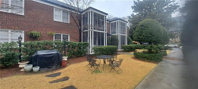 55 Delmont Dr NE in Atlanta, GA - Building Photo - Building Photo