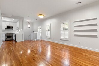 242 Shawmut Ave, Unit 1B in Boston, MA - Building Photo - Building Photo