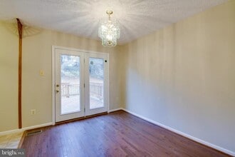 354 Kendig Dr in Owings Mills, MD - Building Photo - Building Photo