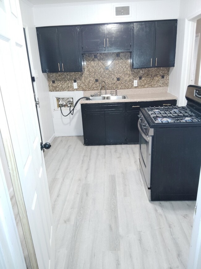 1533 S Pkwy E in Memphis, TN - Building Photo - Building Photo