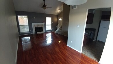 4914 Regal Bluff-Unit -4914 REGAL BLUFF in Mesquite, TX - Building Photo - Building Photo