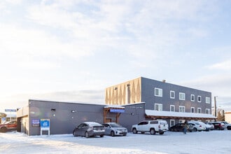 Milepost O Apartments in Anchorage, AK - Building Photo - Building Photo