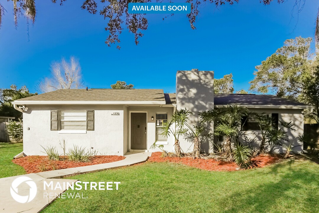 1770 Oak St in DeLand, FL - Building Photo