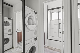 2814 Sichel St in Los Angeles, CA - Building Photo - Building Photo