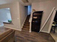 8906 Freeland St photo'