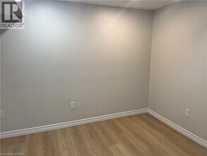 193 William St in Brantford, ON - Building Photo - Building Photo