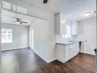 10315 Envoy St photo'