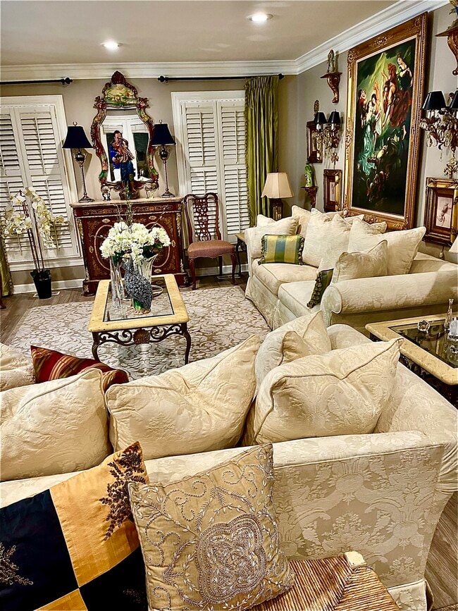 property at 124 Highridge Dr