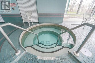 4450-4450 Tucana Ct in Mississauga, ON - Building Photo - Building Photo