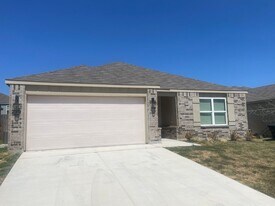 220 Stevens Summit in New Braunfels, TX - Building Photo