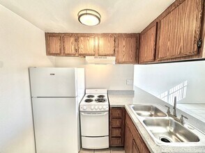 3770 42nd Street in San Diego, CA - Foto de edificio - Interior Photo