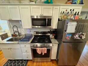 30 Cambridge Ter, Unit 2 in Cambridge, MA - Foto de edificio - Building Photo