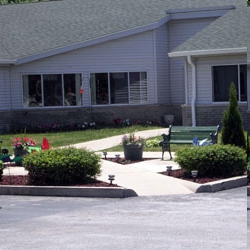 Gaslight Apartments Affordable Senior Housing in Converse, IN - Foto de edificio - Building Photo