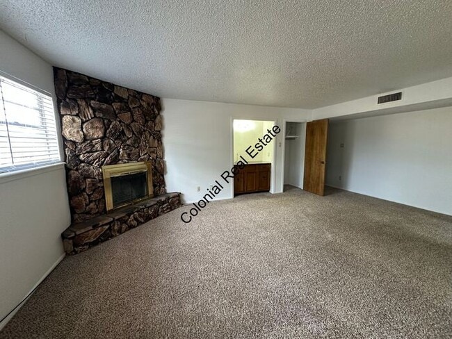 property at 805 Laurelwood Dr