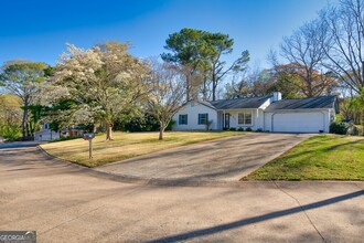 440 Jaywood Dr in Stone Mountain, GA - Building Photo - Building Photo