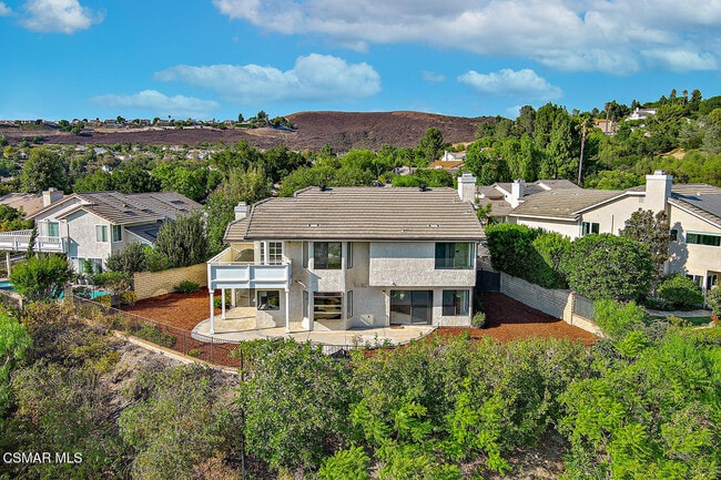 property at 2568 Picadilly Cir