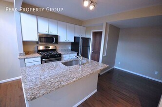 1237 Indianola Ave-Unit -B in Columbus, OH - Building Photo - Building Photo