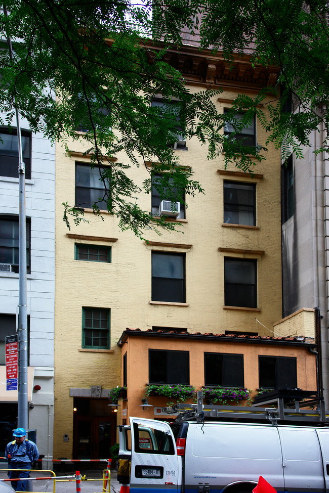 45 E 22nd St in New York, NY - Building Photo - Building Photo