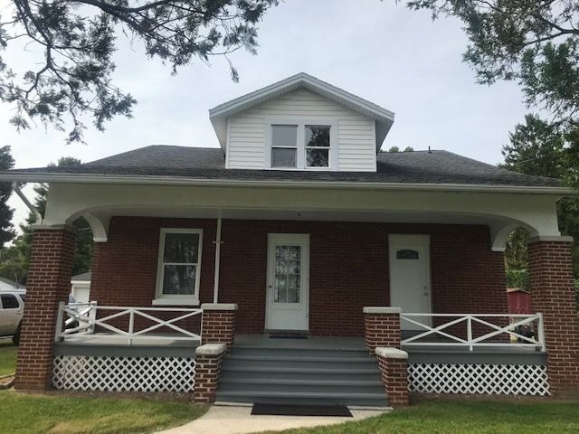 2086 Hilton Ave in Dover, PA - Building Photo