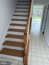 1305 Wexford Ct in Herndon, VA - Foto de edificio - Building Photo