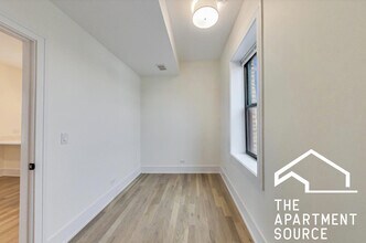 2551 W Hirsch St in Chicago, IL - Building Photo - Building Photo