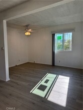 1540 W 51st Pl in Los Angeles, CA - Building Photo - Building Photo