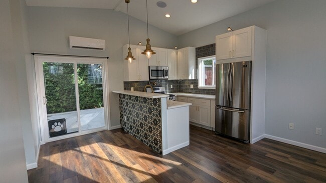 2237 Duvall St in Los Angeles, CA - Building Photo - Building Photo