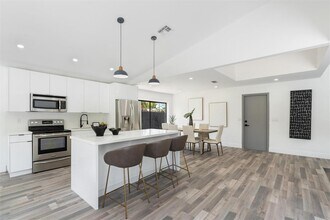 4920 NW 83rd Ter in Lauderhill, FL - Building Photo - Building Photo