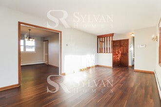 206 Baltimore Ave in Folsom, PA - Building Photo - Building Photo