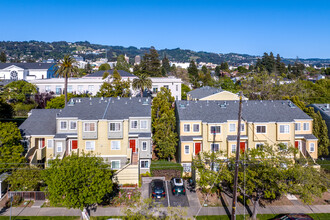 2121 California St in Berkeley, CA - Building Photo - Building Photo