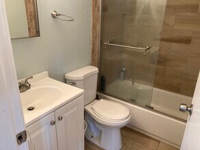 120 Spruce St, Unit 3 in Providence, RI - Foto de edificio - Building Photo