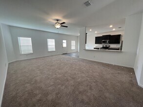 3981 Prairie Bnd in New Braunfels, TX - Foto de edificio - Building Photo